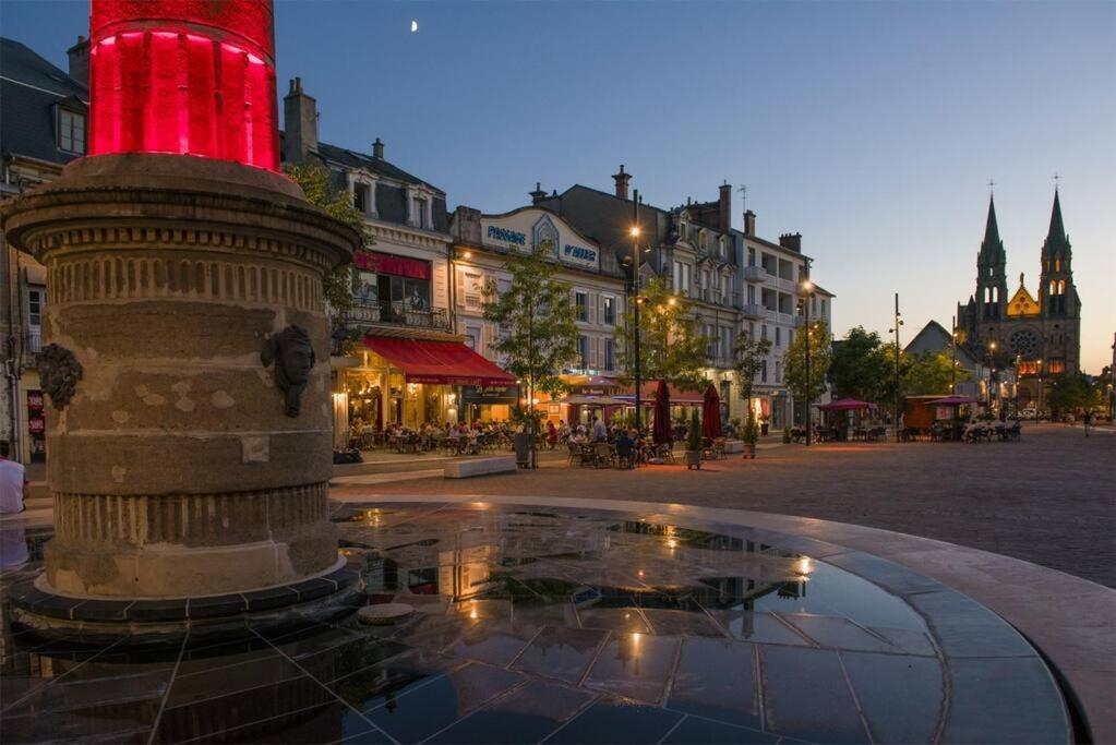 Joli Studio Avec Parking Prive, Bien Situe Moulins  Exterior foto